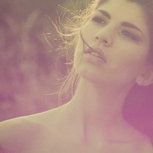 Meet your Posher, Mila